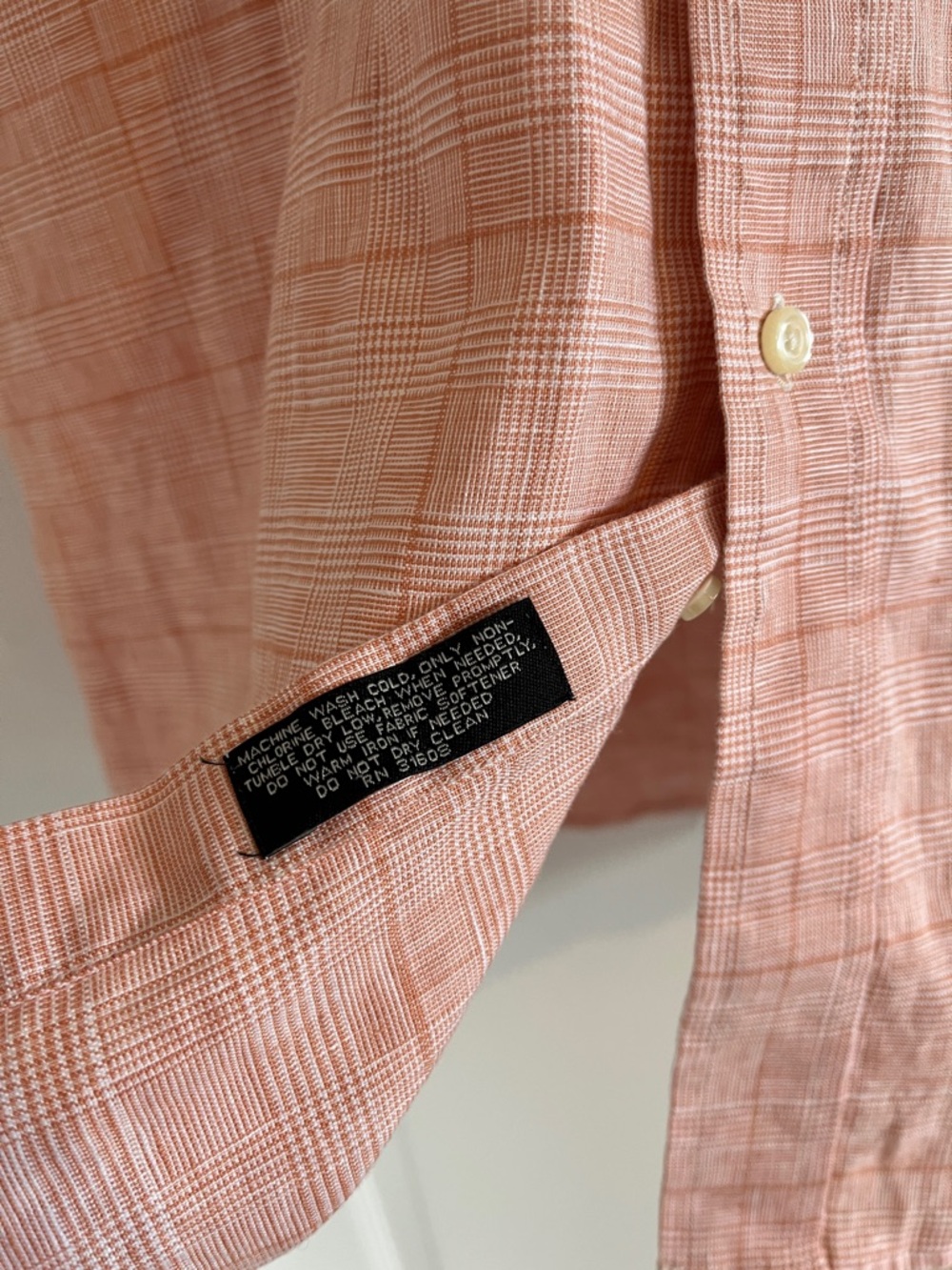 Jos. A. Bank 100% Linen Short-Sleeve Button-Down Shirt - Picture 6 of 8